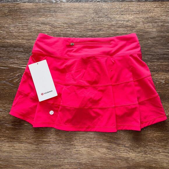 lululemon athletica Dresses & Skirts - Lululemon Pace Rival Skirt Mid-Rise Regular Lip Gloss Size 4 NWT